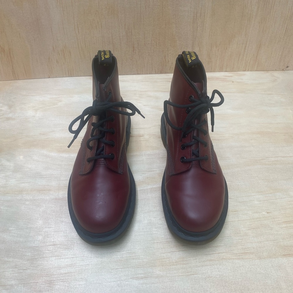 Dr. martens combat boots